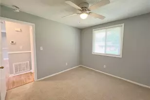 2304 Madre Pl, Greensboro, NC 27406 - Photo 14