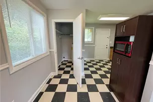 2304 Madre Pl, Greensboro, NC 27406 - Photo 6