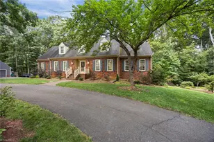 322 Riverwood Dr, Lewisville, NC 27023 - Photo 2