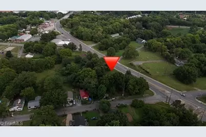402 Martin Luther King Jr Boulevard, Lexington, NC 27292 - Photo 6