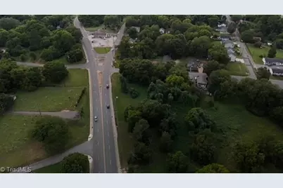 402 Martin Luther King Jr Boulevard, Lexington, NC 27292 - Photo 24