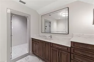 301 Wentworth Dr, Greensboro, NC 27408 - Photo 36