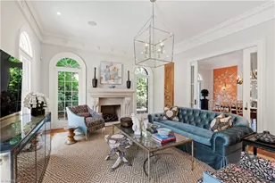 301 Wentworth Dr, Greensboro, NC 27408 - Photo 10