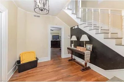 334 E Swannanoa Avenue, Liberty, NC 27298 - Photo 4