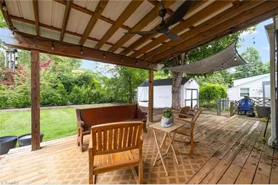 209 E Avondale Drive, Greensboro, NC 27403 - Photo 32