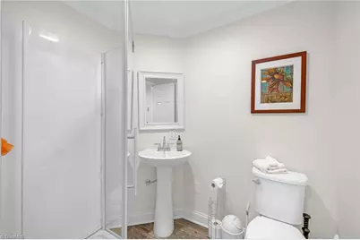 209 E Avondale Drive, Greensboro, NC 27403 - Photo 24