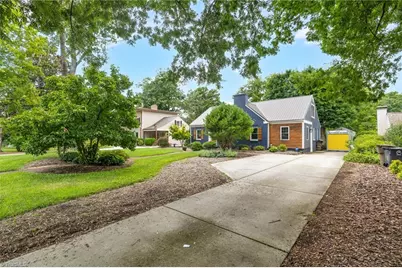 209 E Avondale Drive, Greensboro, NC 27403 - Photo 2