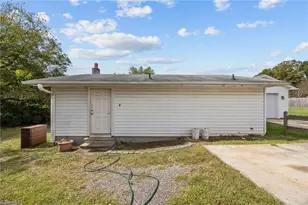 7596 Broad St, Rural Hall, NC 27045 - Photo 32