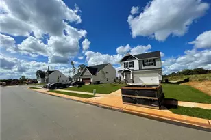 1823 Parham Dr, Graham, NC 27253 - Photo 4