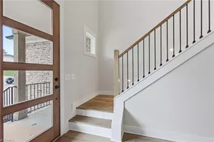 429 Wentworth Dr, Winston-Salem, NC 27107 - Photo 6