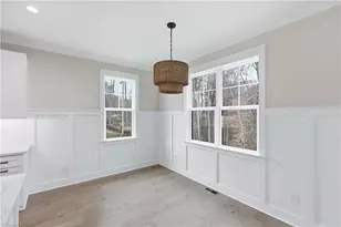 429 Wentworth Dr, Winston-Salem, NC 27107 - Photo 12