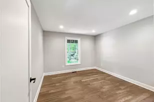 2229 Brookshire Ct, Sophia, NC 27350 - Photo 8