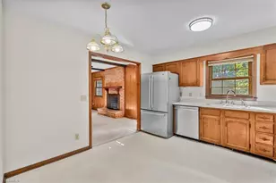 3911 Williams Dairy Rd, Greensboro, NC 27406 - Photo 4