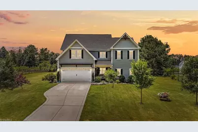 739 Exeter Street, Carthage, NC 28327 - Photo 2