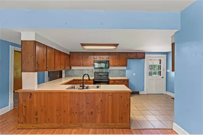 3433 Rolling Road, High Point, NC 27265 - Photo 12