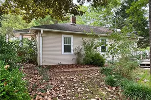 7147 Old 421 Rd, Liberty, NC 27298 - Photo 2