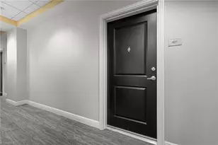 201 Elm St, Greensboro, NC 27401 - Photo 8