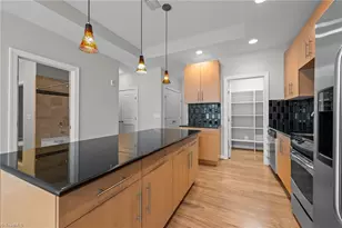 201 Elm St, Greensboro, NC 27401 - Photo 30