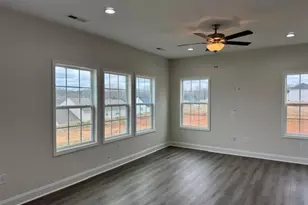 3707 Contimental Sq, Kernersville, NC 27284 - Photo 6