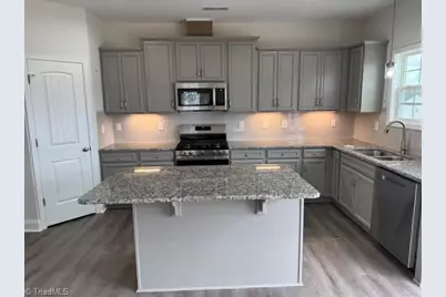 3707 Contimental Square #368, Kernersville, NC 27284 - Photo 4