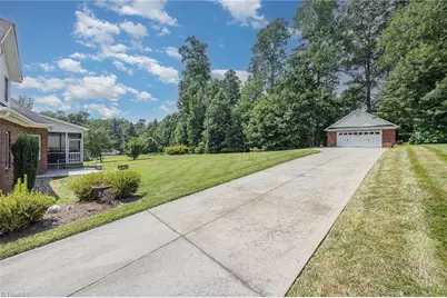 6623 Aspen Forest Lane, Walkertown, NC 27051 - Photo 32