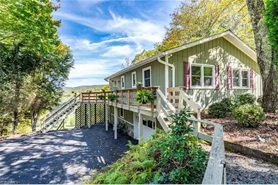 924 Balsam Drive, Newland, NC 28657 - Photo 4