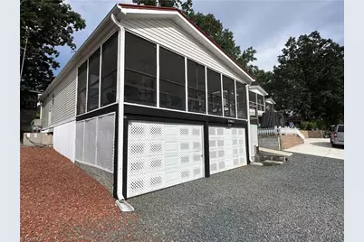 122 Maple Street, New London, NC 28127 - Photo 32