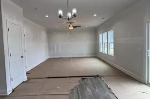 3713 Contimental Sq, Kernersville, NC 27284 - Photo 4