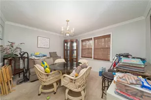 19 Edinborough Ct, Greensboro, NC 27406 - Photo 6