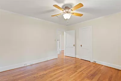 800 Brent Street, Winston-Salem, NC 27103 - Photo 14