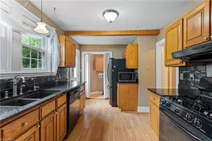 800 Brent St, Winston-Salem, NC 27103 - Photo 10