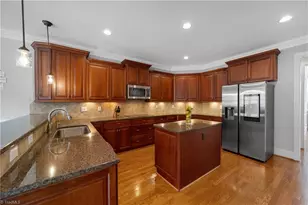 7801 Charles Pl Dr, Kernersville, NC 27284 - Photo 16