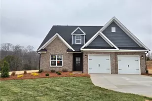 119 Jasper Ct, King, NC 27021 - Photo 2