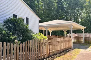 405 Saunders Dr, Asheboro, NC 27203 - Photo 2