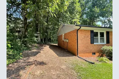 1611 Beaucrest Avenue, High Point, NC 27265 - Photo 2