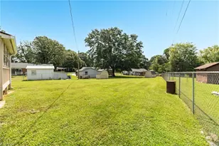 132 Circle Loop, Eden, NC 27288 - Photo 32