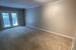 4625 Lawndale Dr, Greensboro, NC 27455 - Photo 4