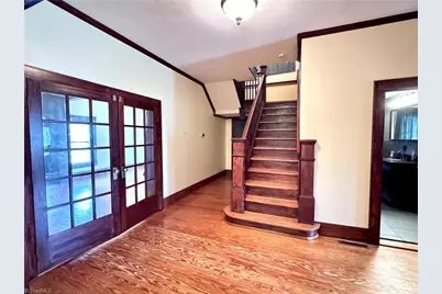 639 Elk Spur Street, Elkin, NC 28621 - Photo 2