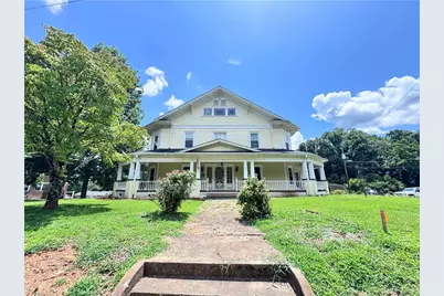 639 Elk Spur Street, Elkin, NC 28621 - Photo 2