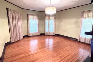 639 Elk Spur St, Elkin, NC 28621 - Photo 12