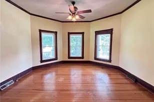 639 Elk Spur St, Elkin, NC 28621 - Photo 12