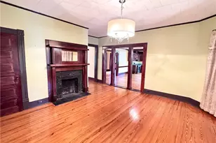 639 Elk Spur St, Elkin, NC 28621 - Photo 6