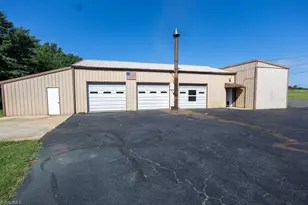 331 Collins Rd, Dobson, NC 27017 - Photo 36