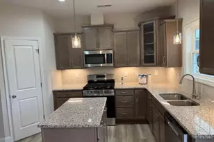 3719 Contimental Sq, Kernersville, NC 27284 - Photo 4