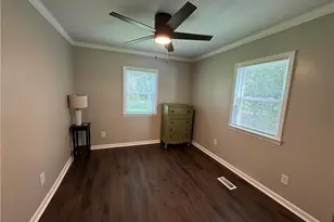 204 Nelson St, Pilot Mountain, NC 27041 - Photo 22