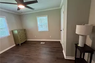 204 Nelson St, Pilot Mountain, NC 27041 - Photo 20