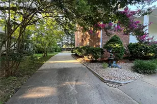 3407 Scarsborough Dr, Winston-Salem, NC 27104 - Photo 14