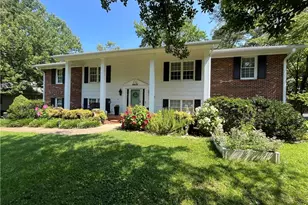 3407 Scarsborough Dr, Winston-Salem, NC 27104 - Photo 2