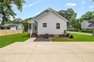 816 Barnes St, Reidsville, NC 27320 - Photo 24
