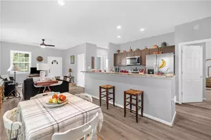 816 Barnes St, Reidsville, NC 27320 - Photo 10